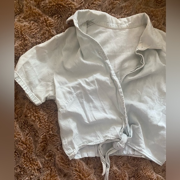 American Apparel cropped denim short sleeve button down with tie - Picture 2 of 8